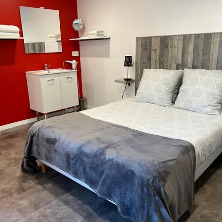 Bed and Breakfast Aux Charmes 1 Isques